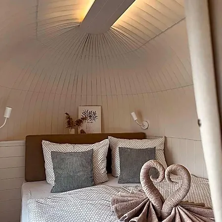 Hotel Iglu Auf Der Dachterrasse